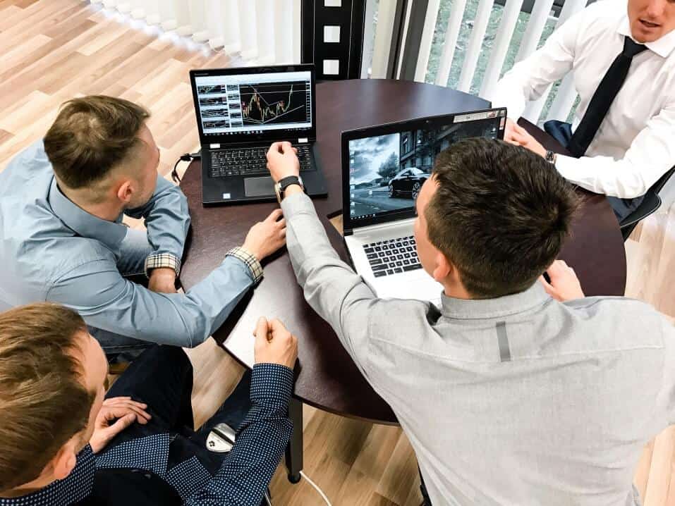 laptop for meeting data